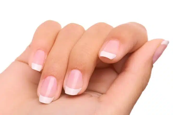 ناخن های قوی