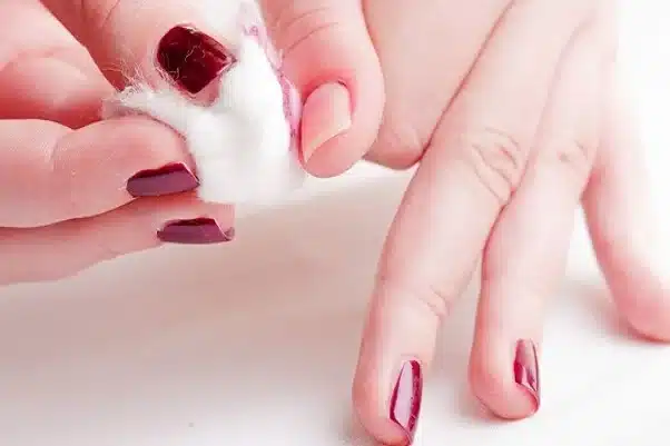 ناخن آمبره