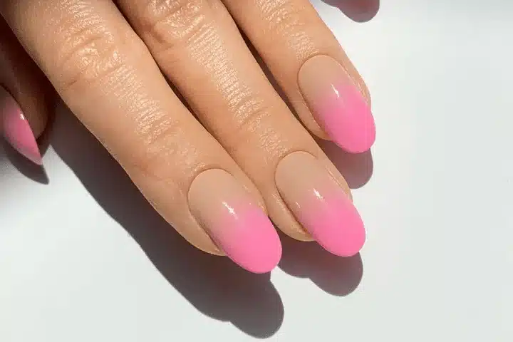 ناخن آمبره